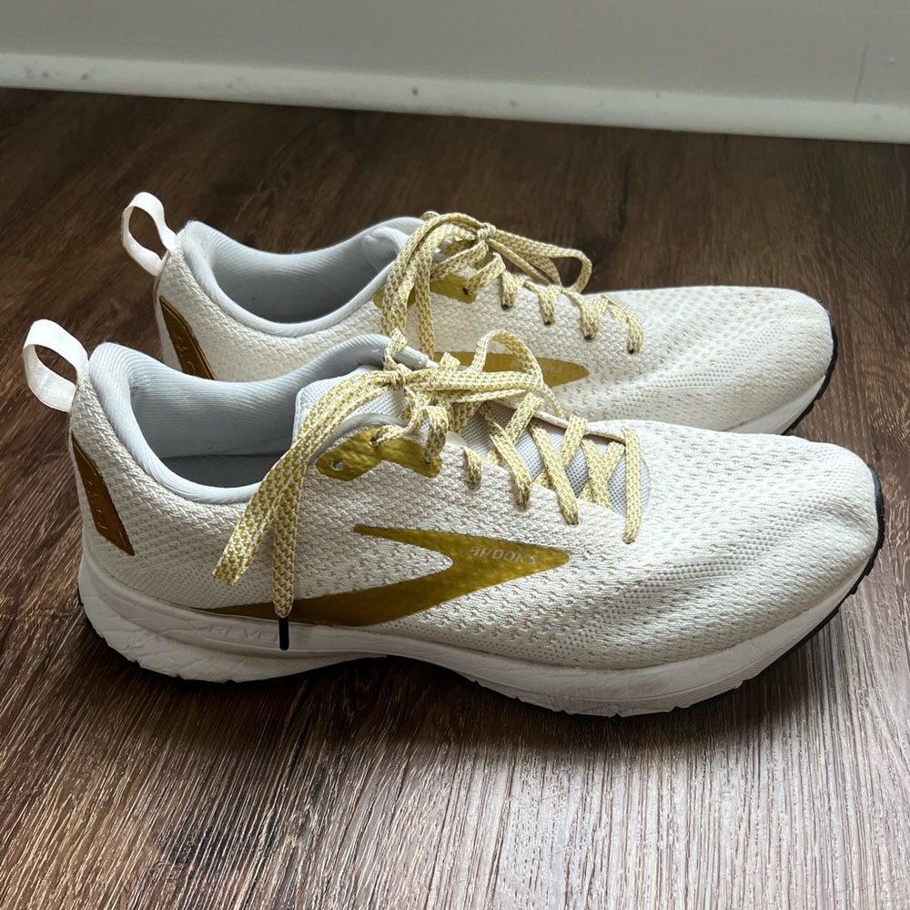 Brooks Revel women’s 9.5